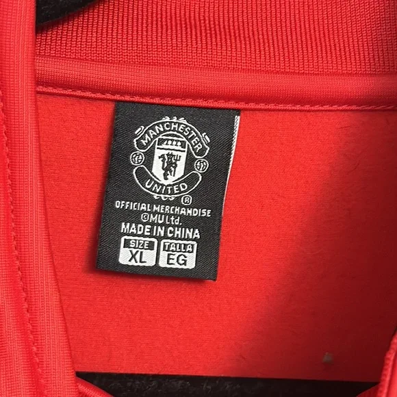 Men’s Manchester United Full Zip Up - Picture 3 of 3